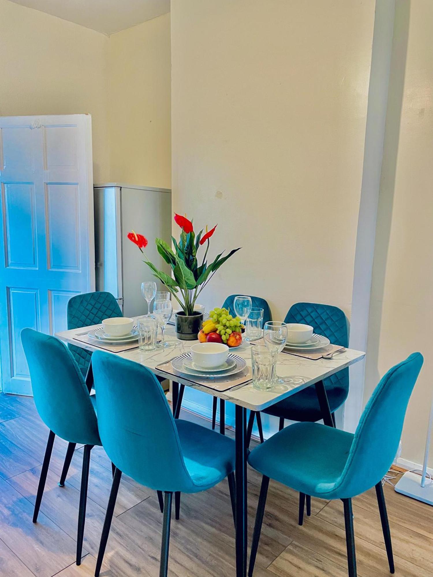 Appartamento In Plaistow & Free Parking Londra