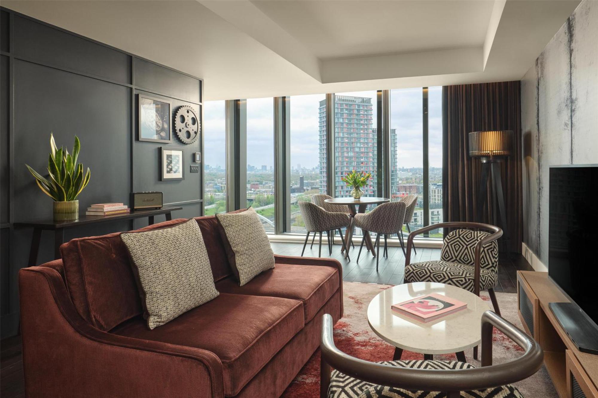 The Gantry London, Curio Collection By Hilton Hotell 4*