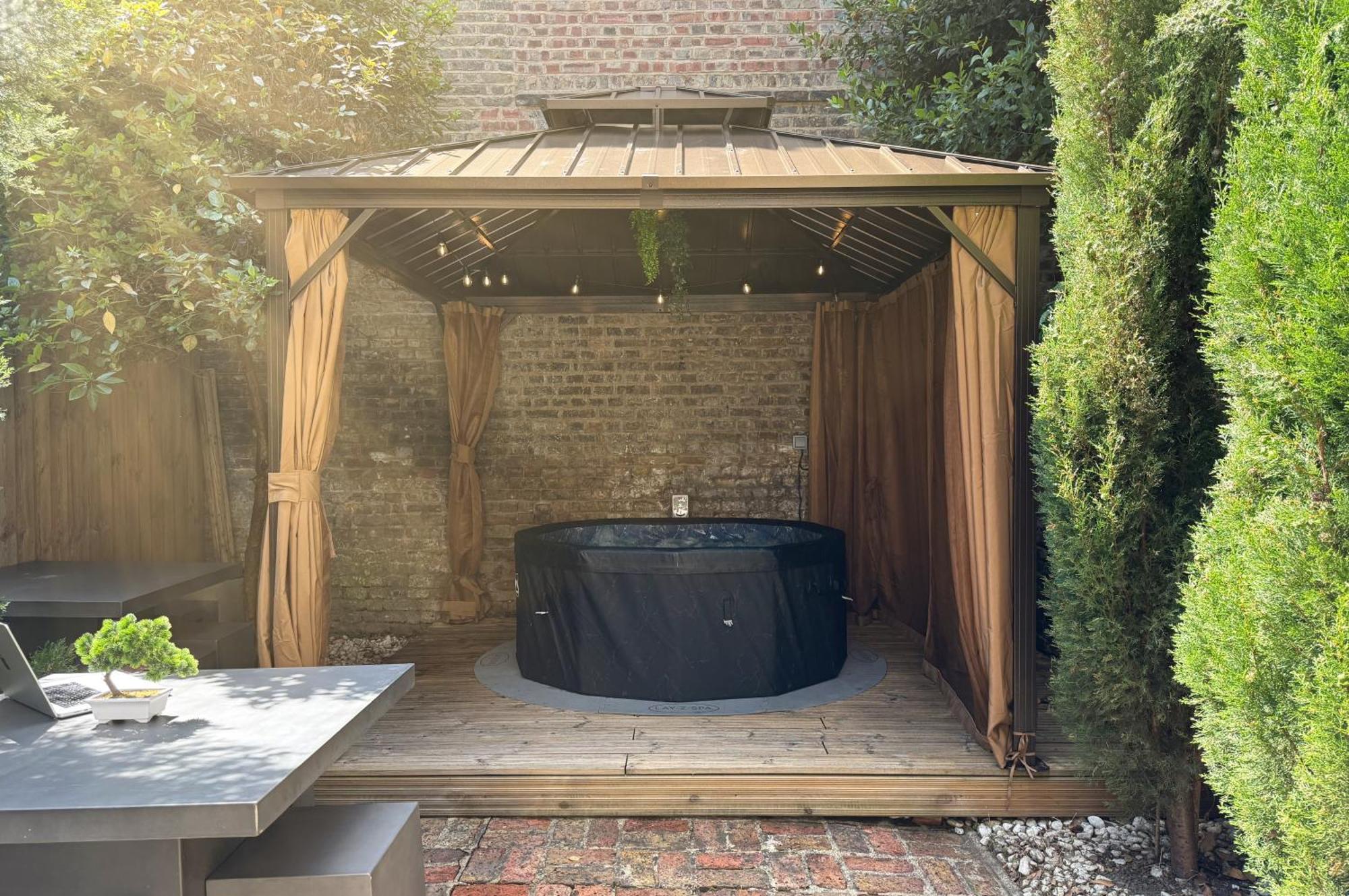 Apartment Queen's Park With Cinema & Gaming London