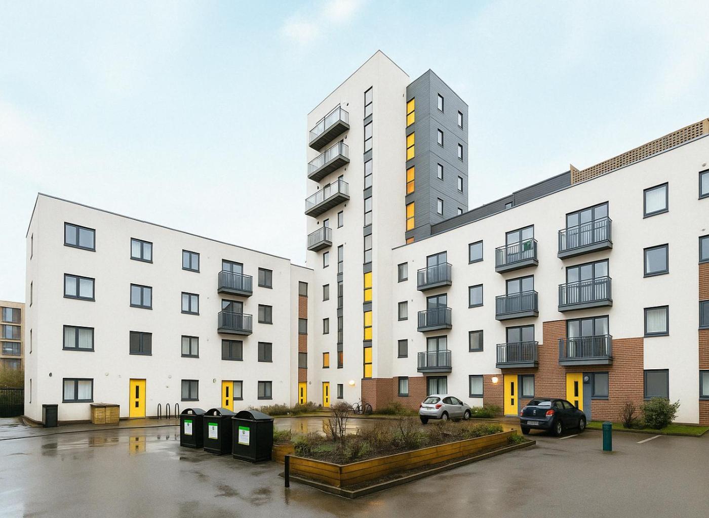 1 Bed Flat In Vibrant Hackney Apartment London
