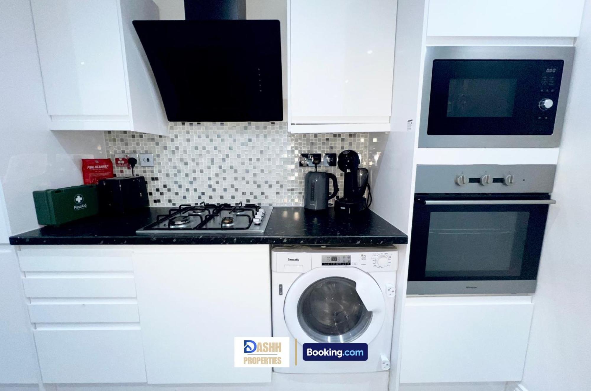 Vakantiehuis Three Bedroom By Dashh Short Lets & Serviced In Shepherds Bush Sleeps 9 With Free Wifi
