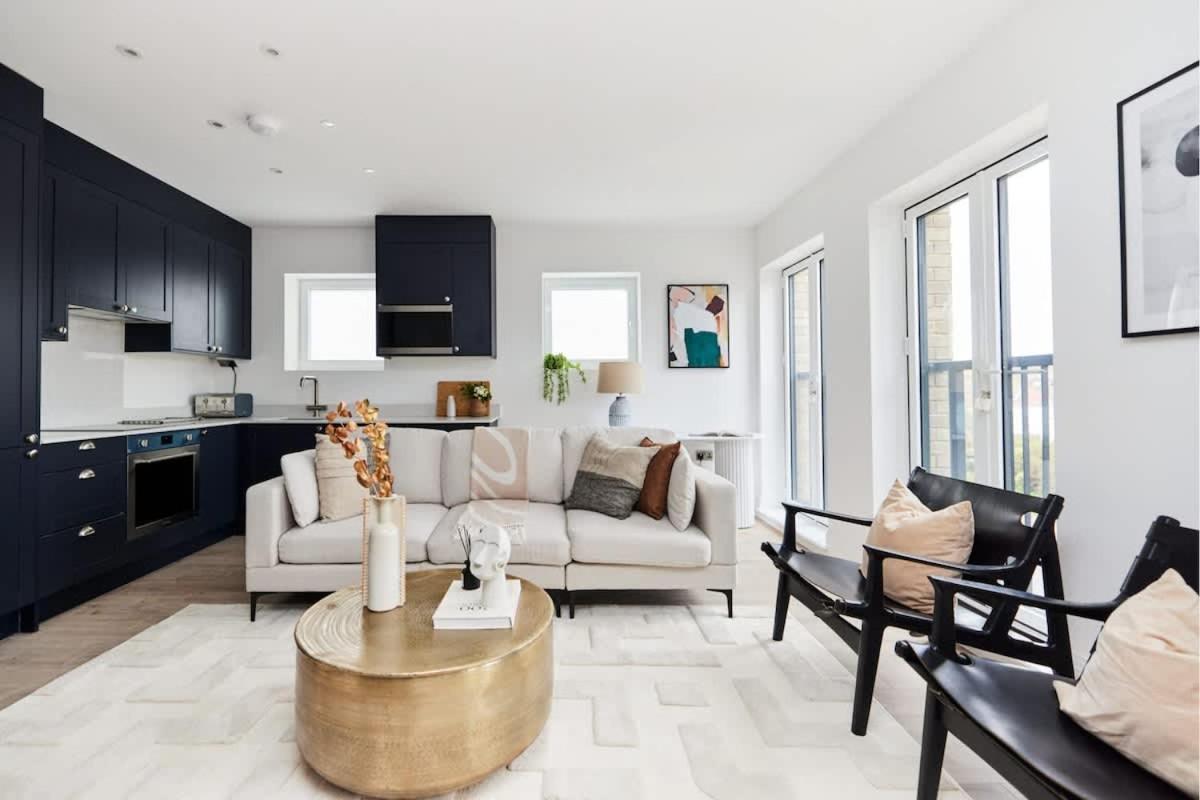 The Wembley Park Corner - Classy 2bdr Flat With Balcony Apartment