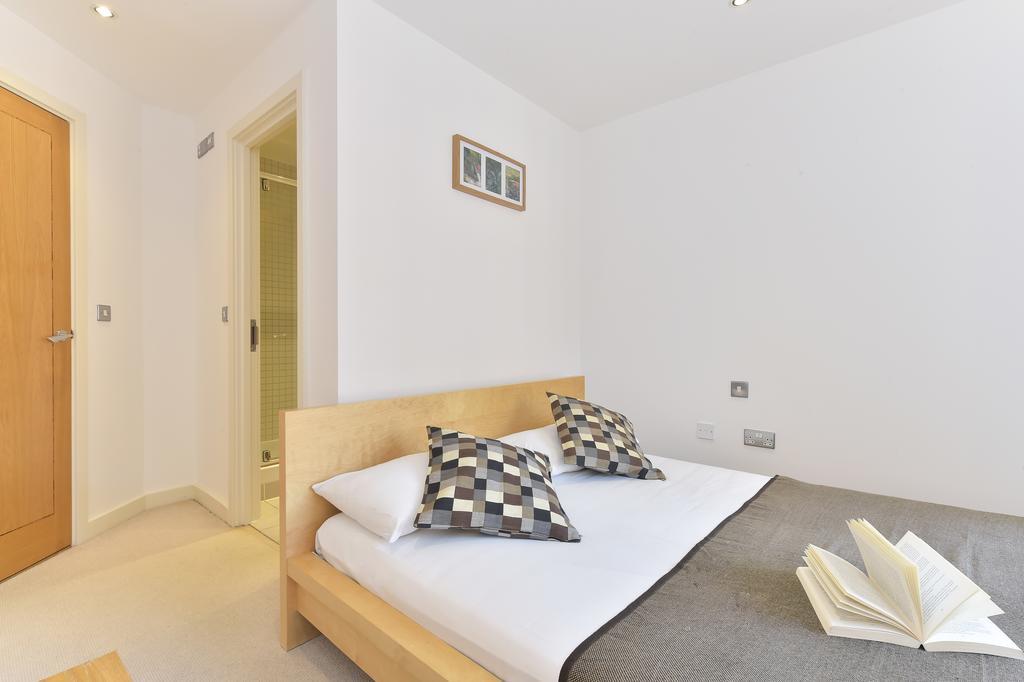 Apartment Chancery Lane London