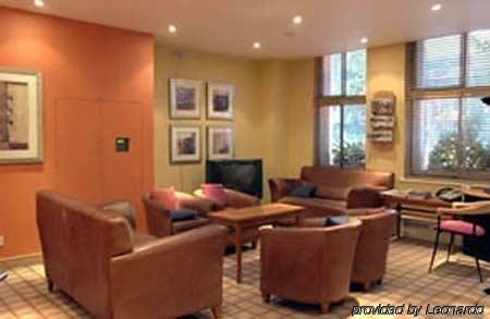 Eden Plaza Hotel 2*