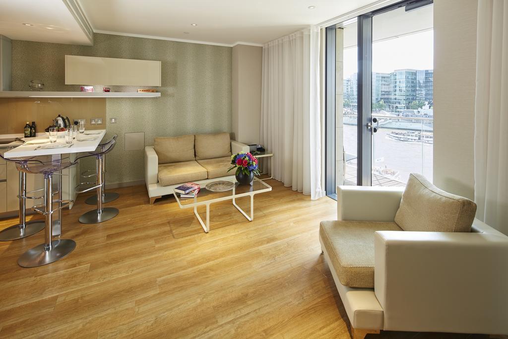 Cheval Three Quays At The Tower Of Londra