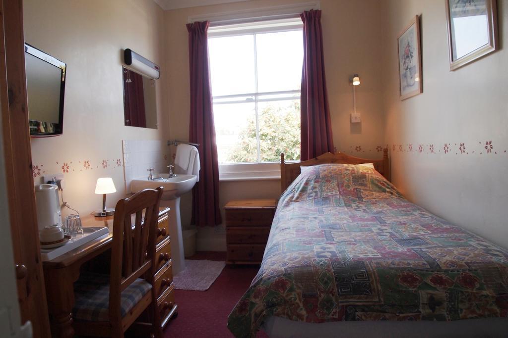 Kandara 3* London