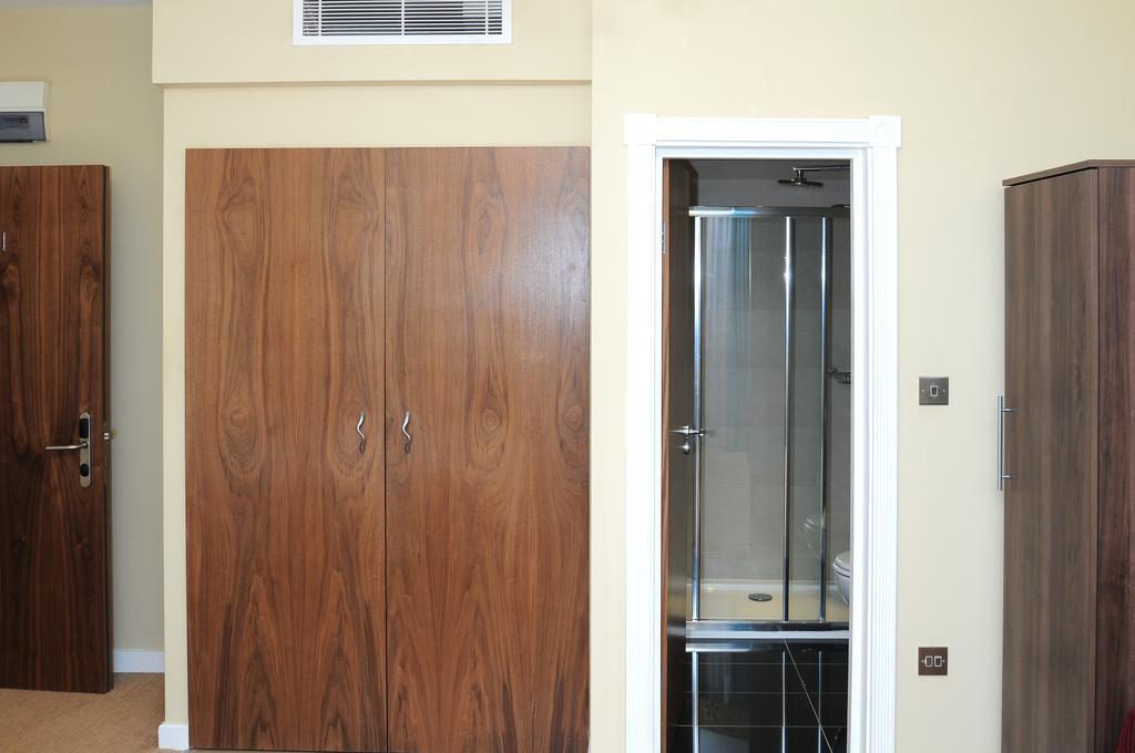 Knaresborough Boutique Apartment London