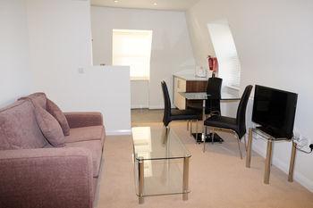 Leilighet Access West Kensington London