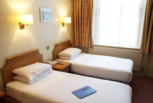Hotell Umi 3*