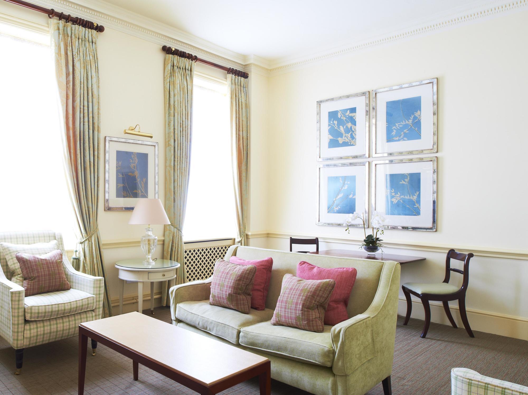 Durrants Hotel 4*