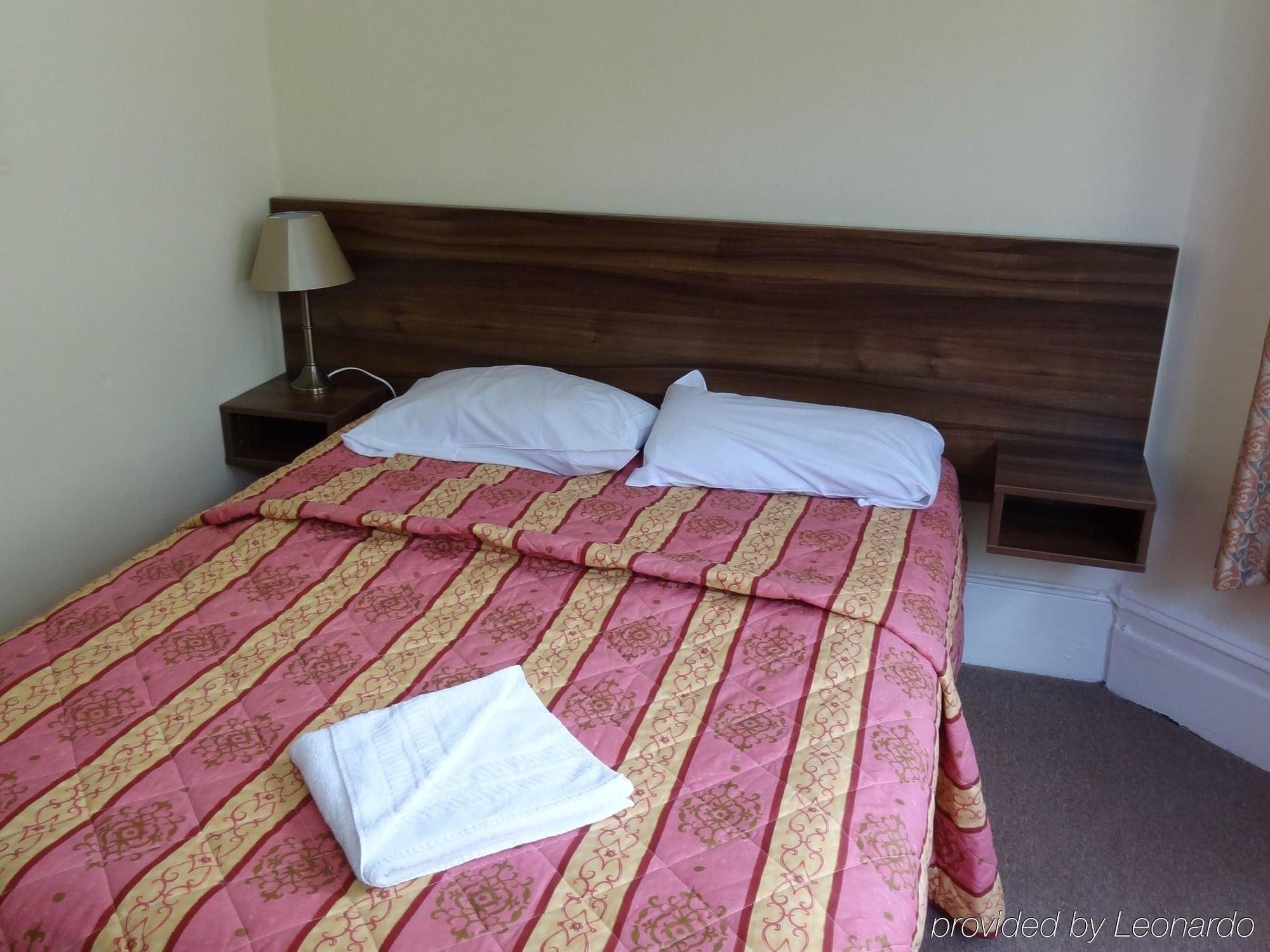 National Hotell 2*