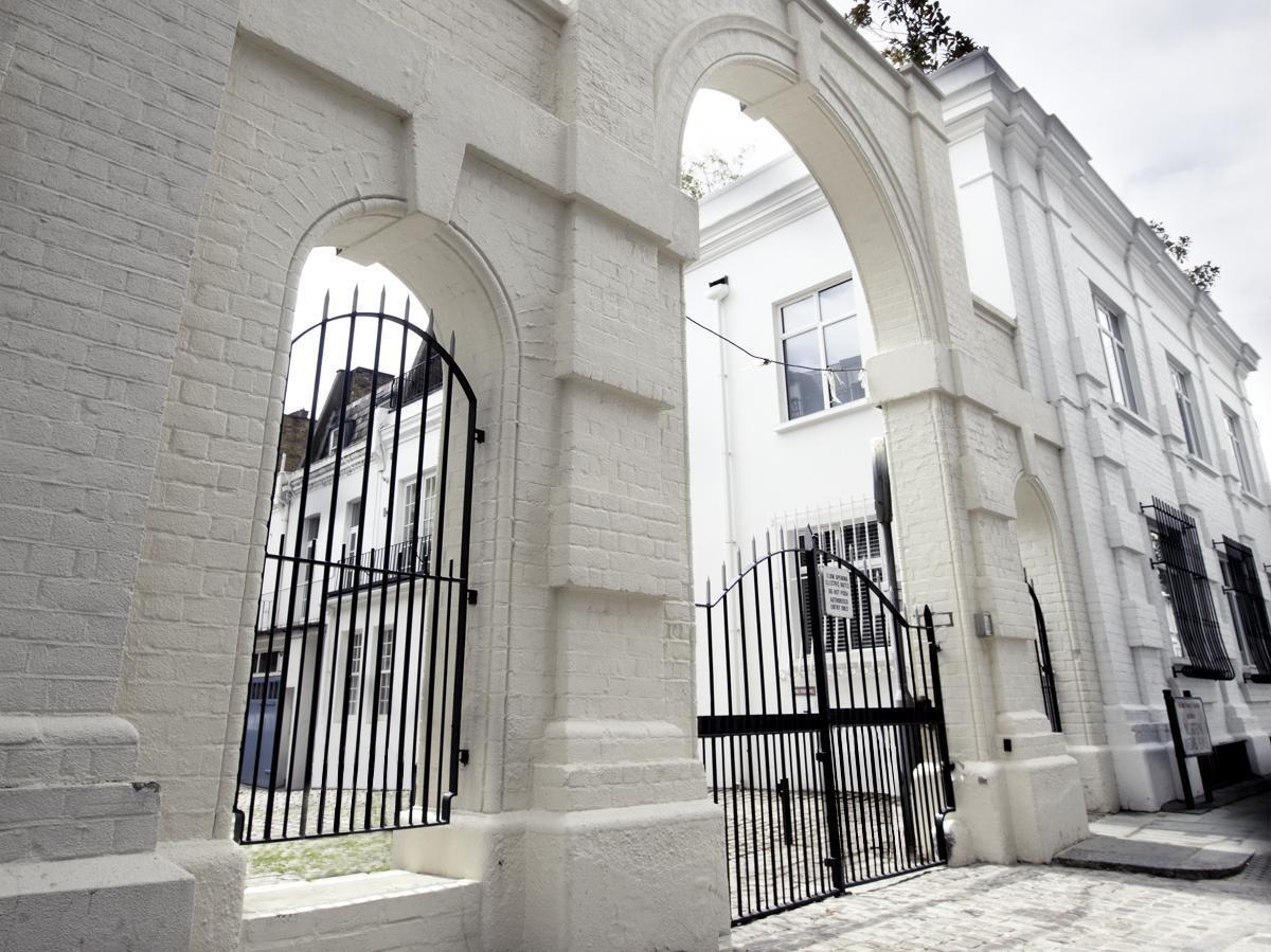 The Resident Kensington 4*