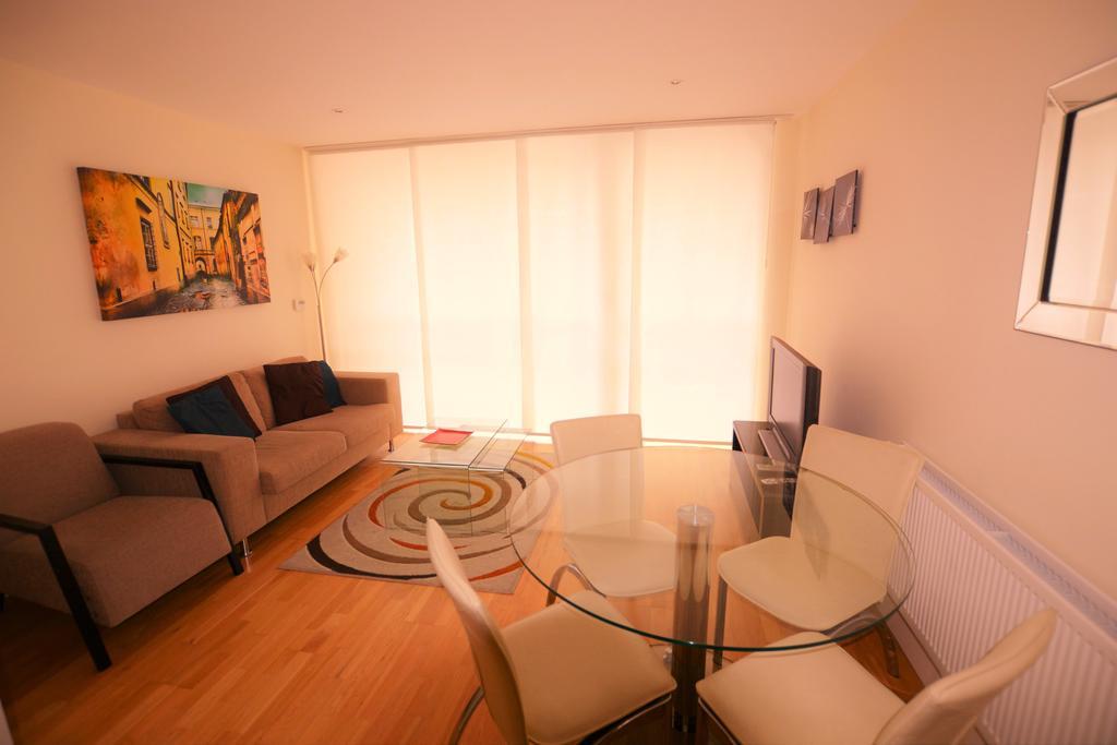 Aparthotel Zen - Excel & O2 Arena 4*
