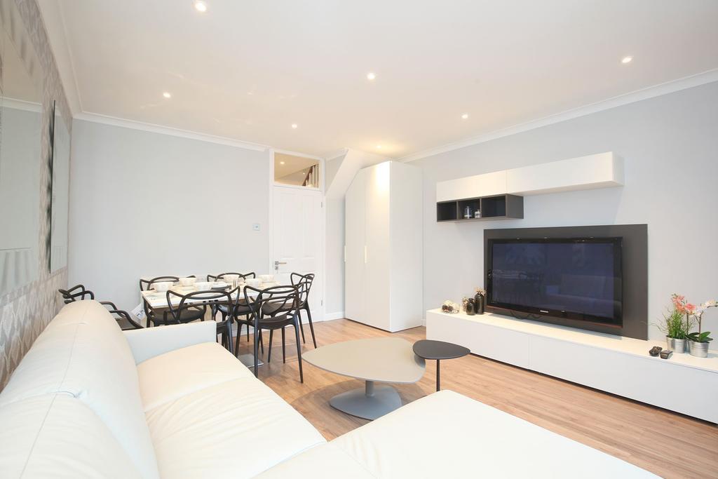 Sach's 2 Bedrooms - No Lift Appartamento