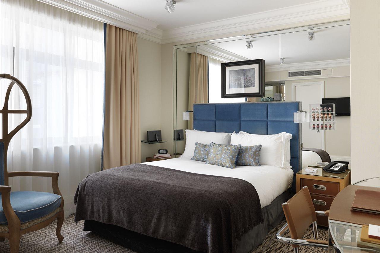 The Athenaeum & Residences Hotel