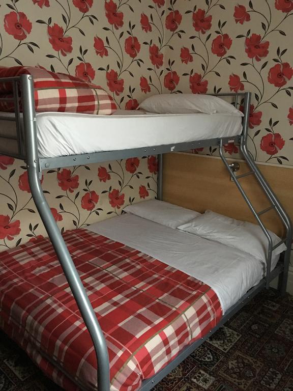 Guest house Surtees 2*