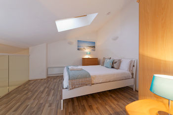 Smart Hotel London