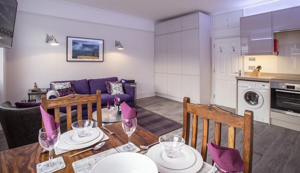 Victoria Violet London