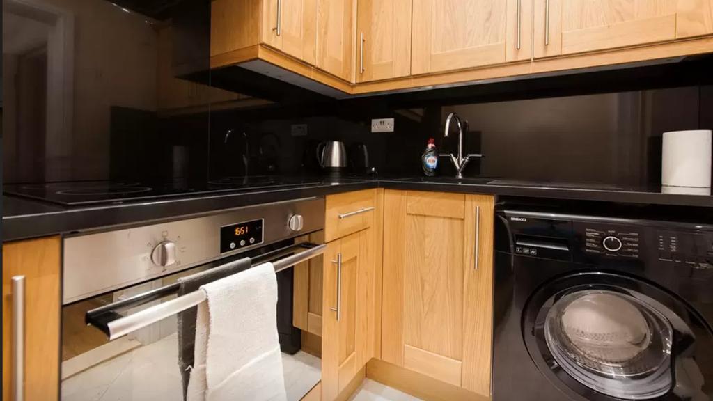 Courtfield Gardens Apartment