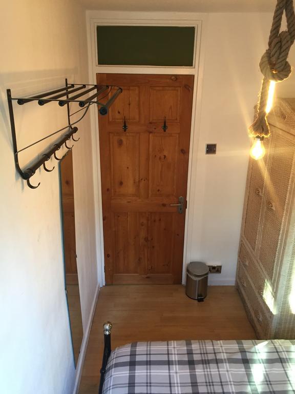 Moira House Bed & Breakfast *