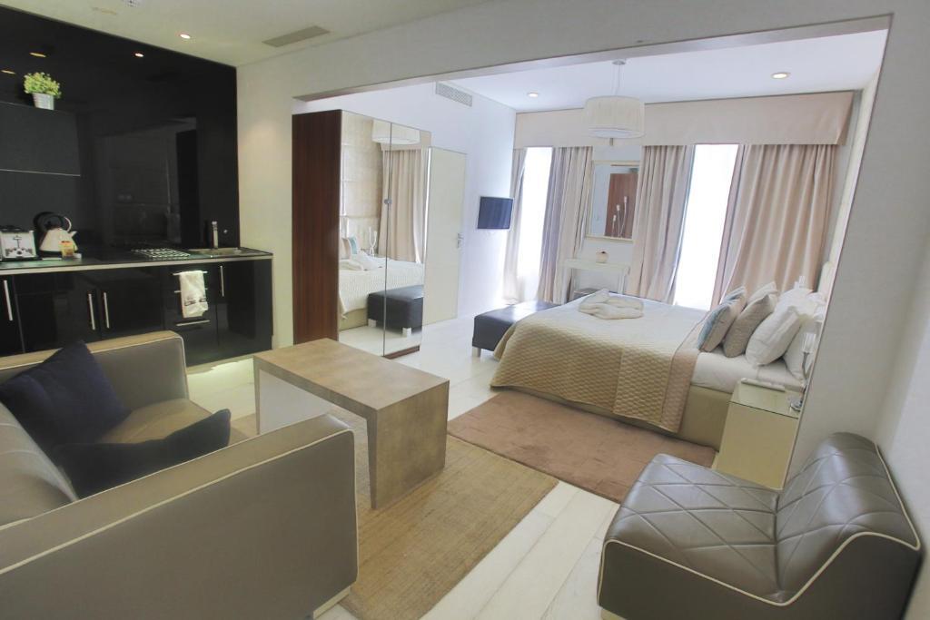 Room Home Stay 4* Londres