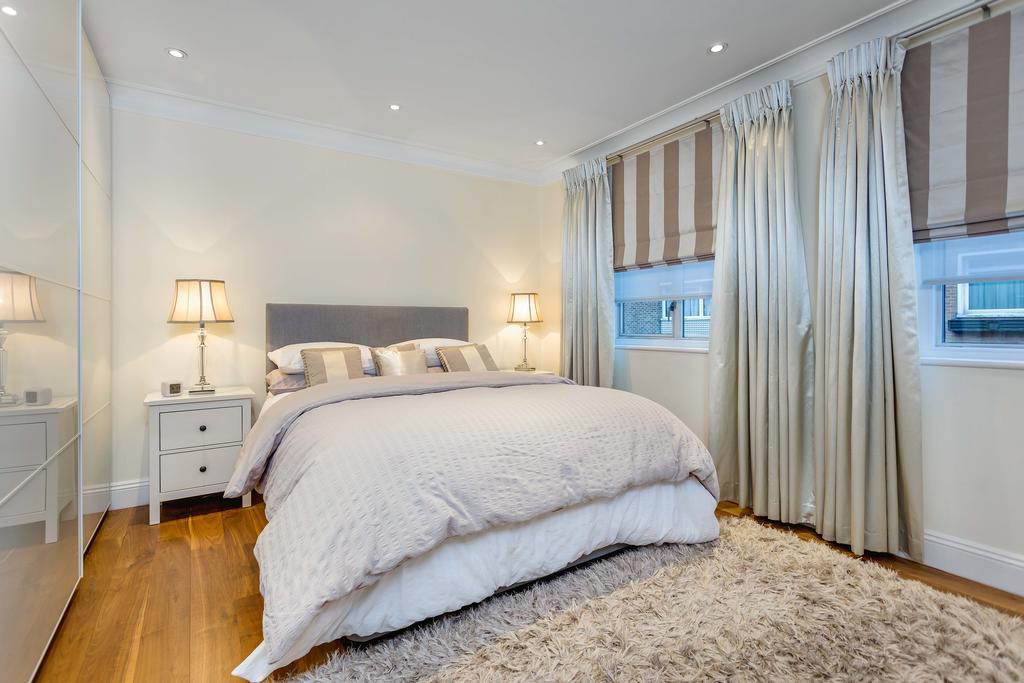 Hyde Park Apartment London