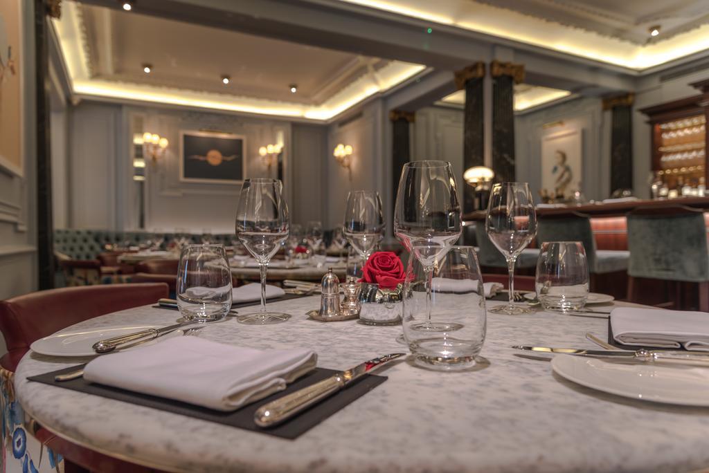 The Stafford Hotell