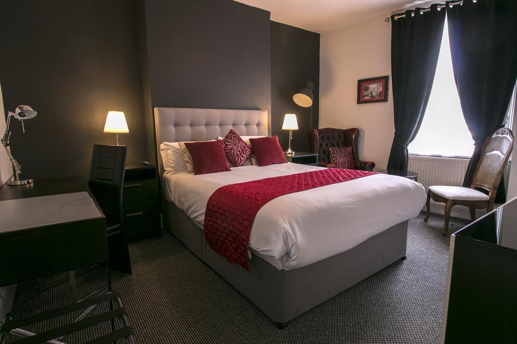 Hotel Grand Junction Arms