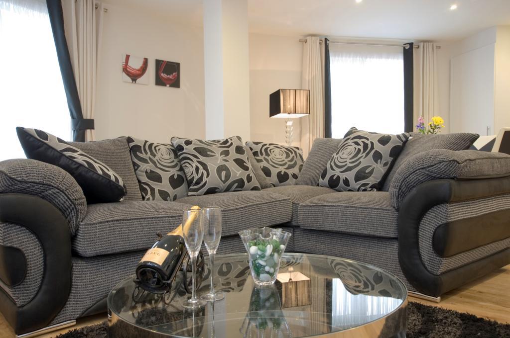 Apartment Lr - Battersea Park