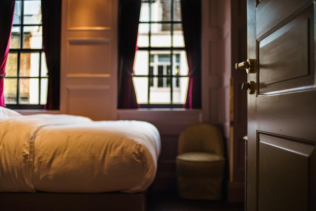 Mimi's Soho 4*