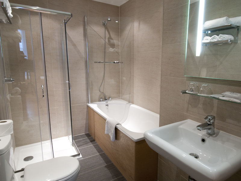 Royal Eagle 3* London