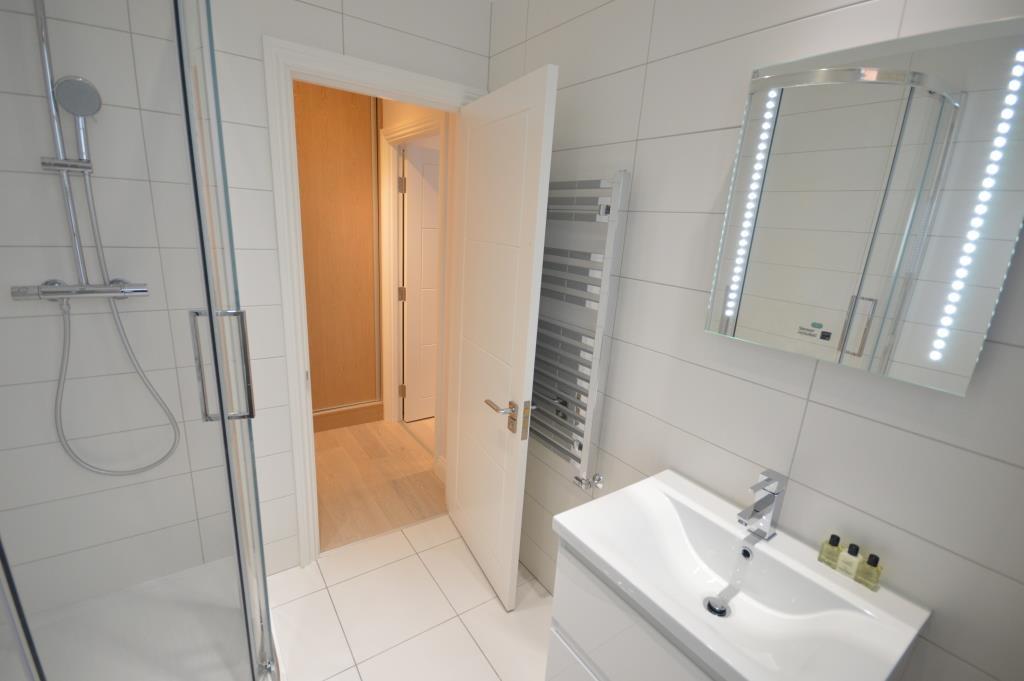 Apartment St Anne's Court By Indigo Flats London