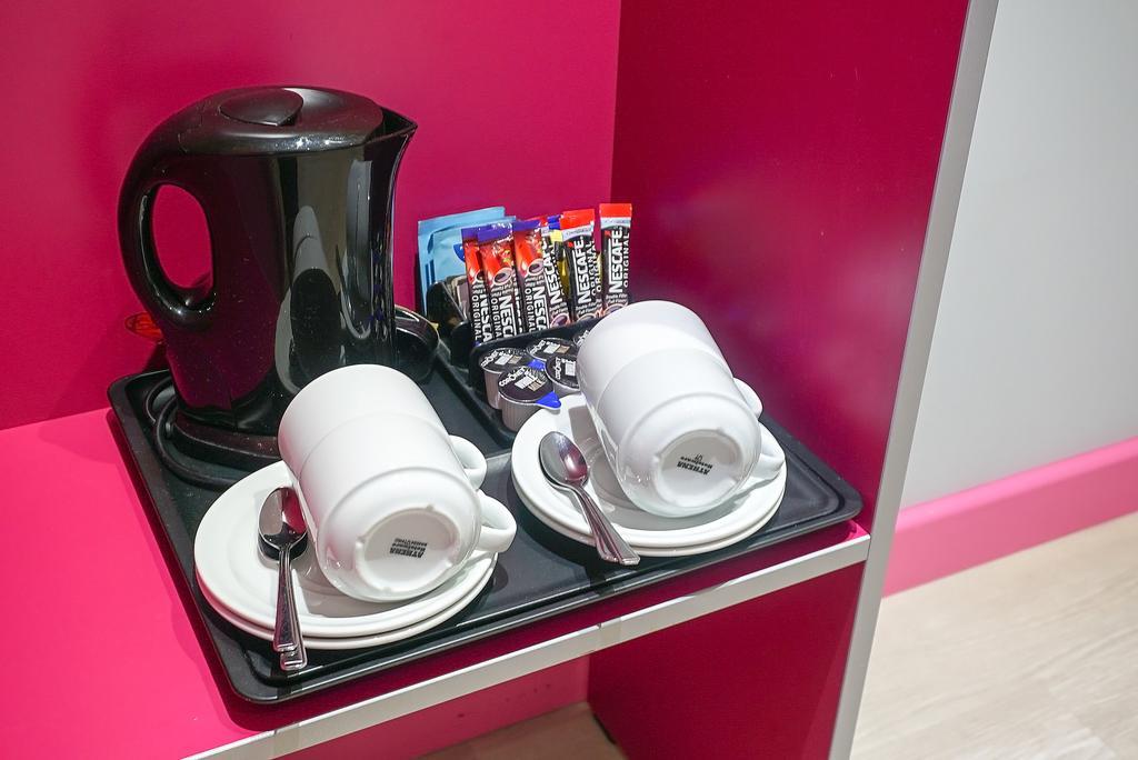 Western Peckham Hotel London