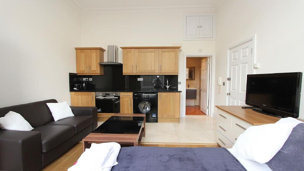 Courtfield Gardens * London