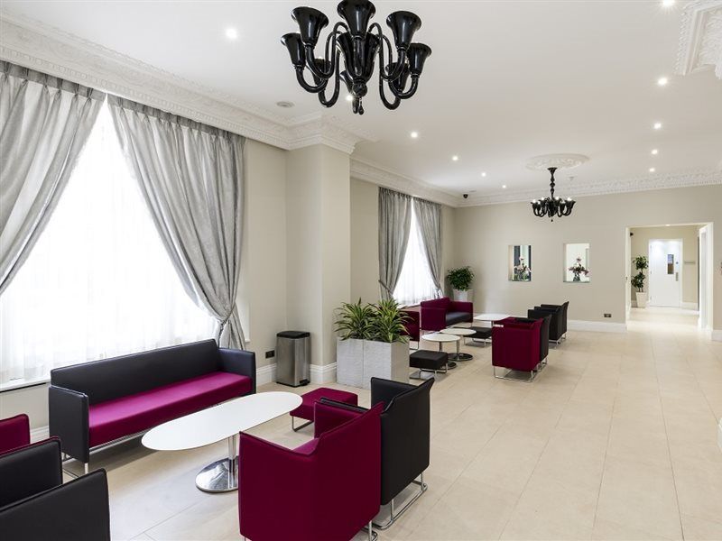 House Hotel