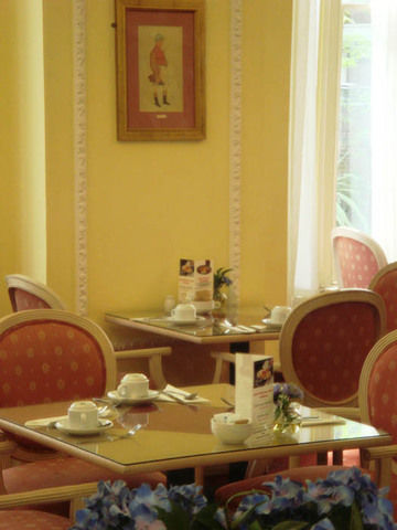 Derby Kensington Hotel 3*