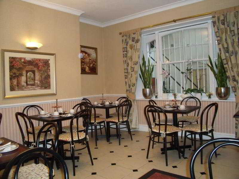 Avon Hotell London
