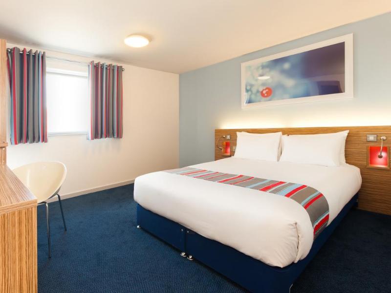Travelodge Chessington Tolworth Hotel London