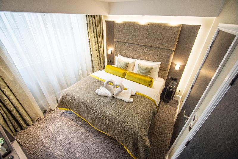 Mornington Victoria Hotel London