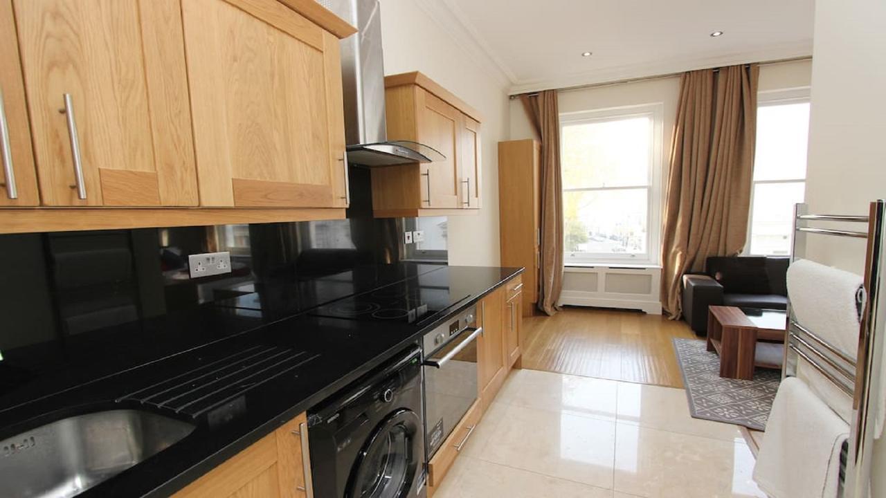Courtfield Gardens Apartment *