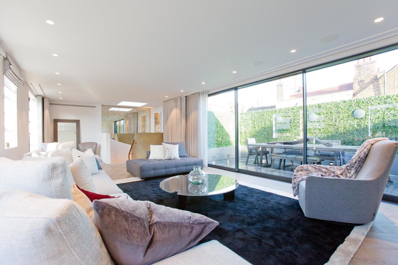 Luxury Royalty Mews Apartment *
