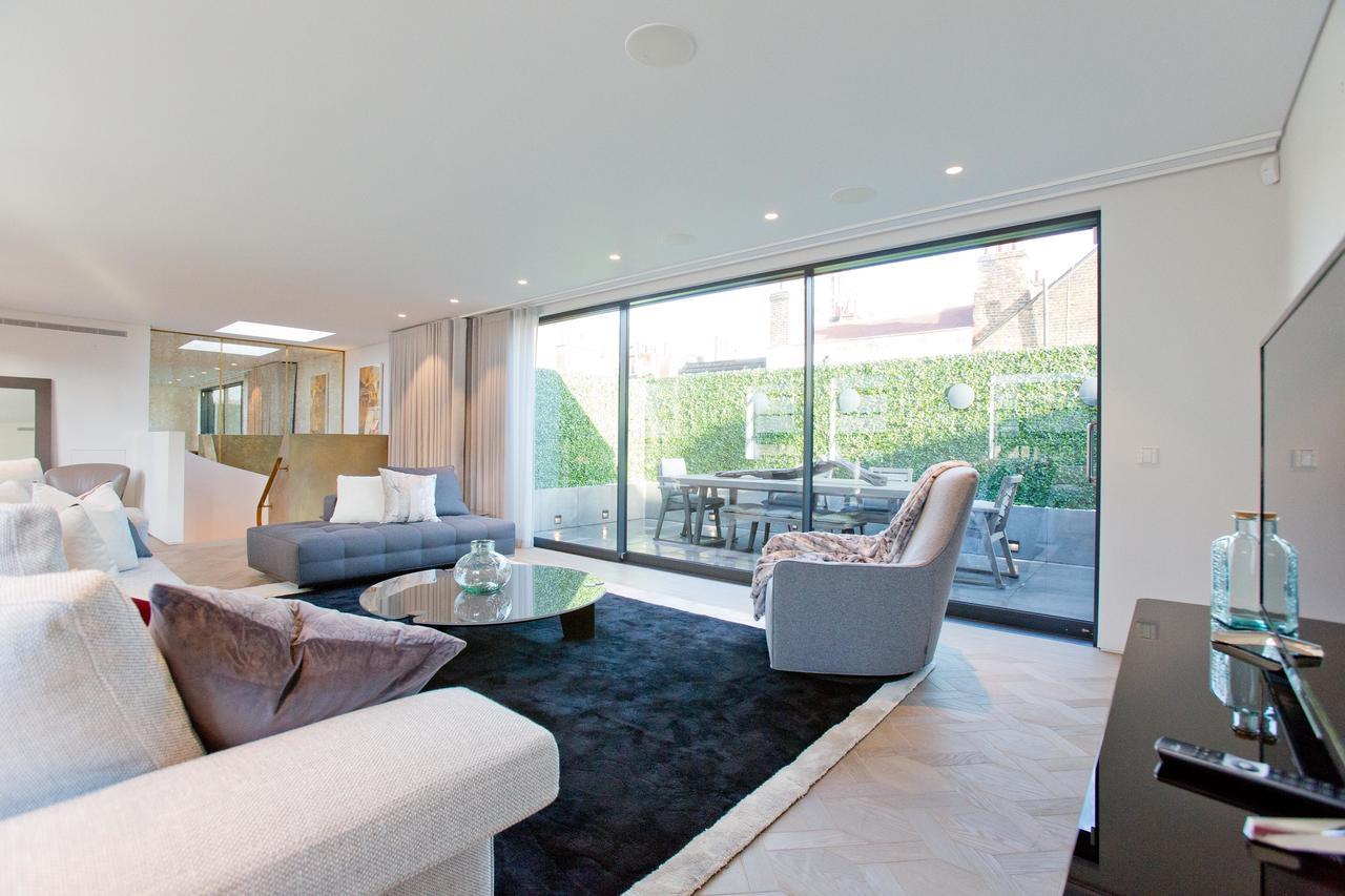 Luxury Royalty Mews