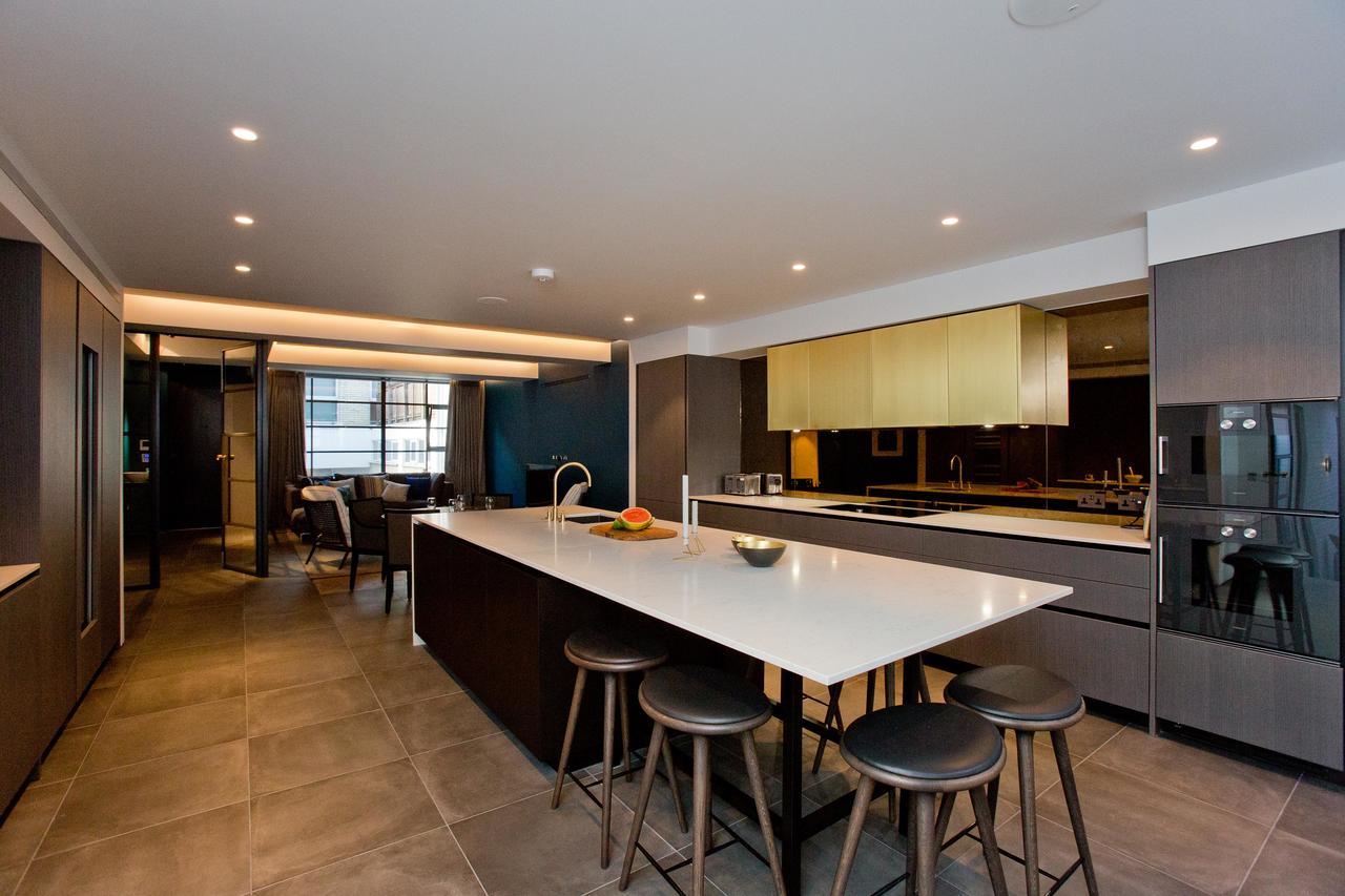 Luxury Royalty Mews Apartment London