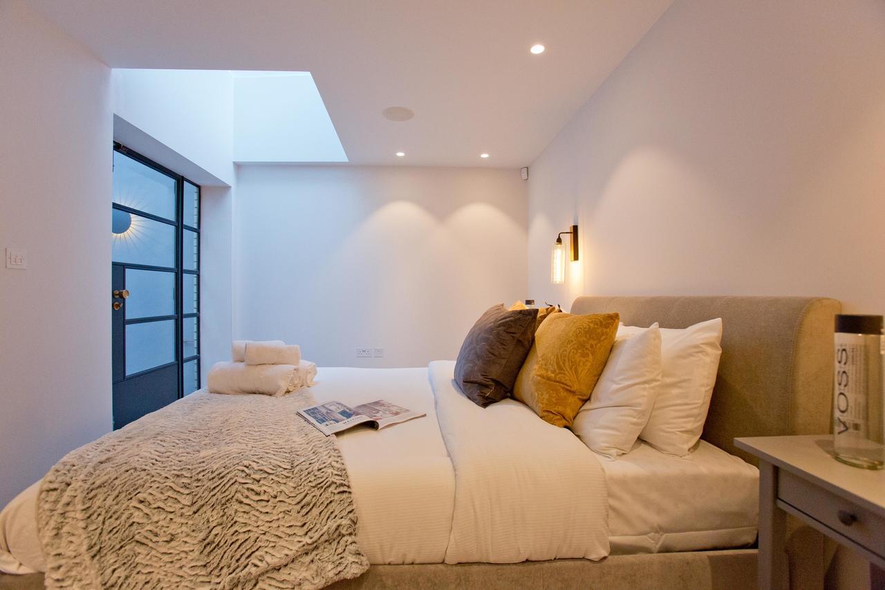 Apartment Luxury Royalty Mews London