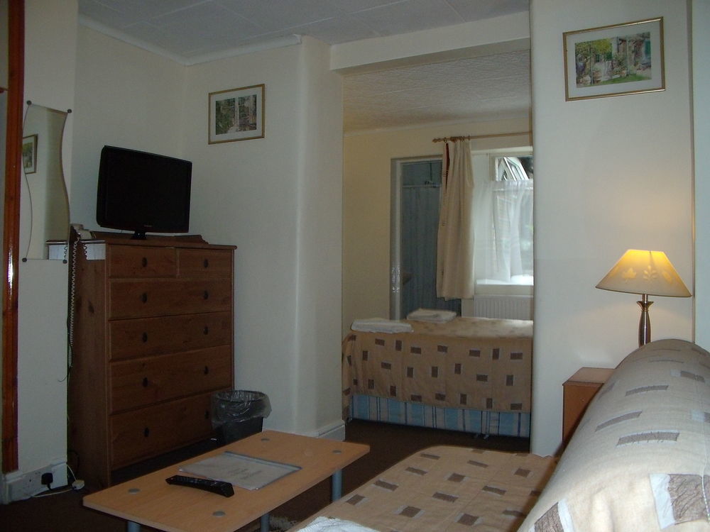 Guest house Surtees 2*