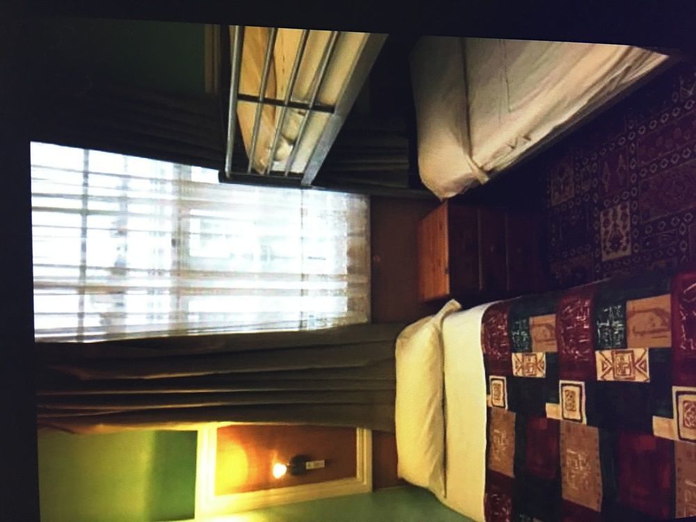 Guest house Surtees London