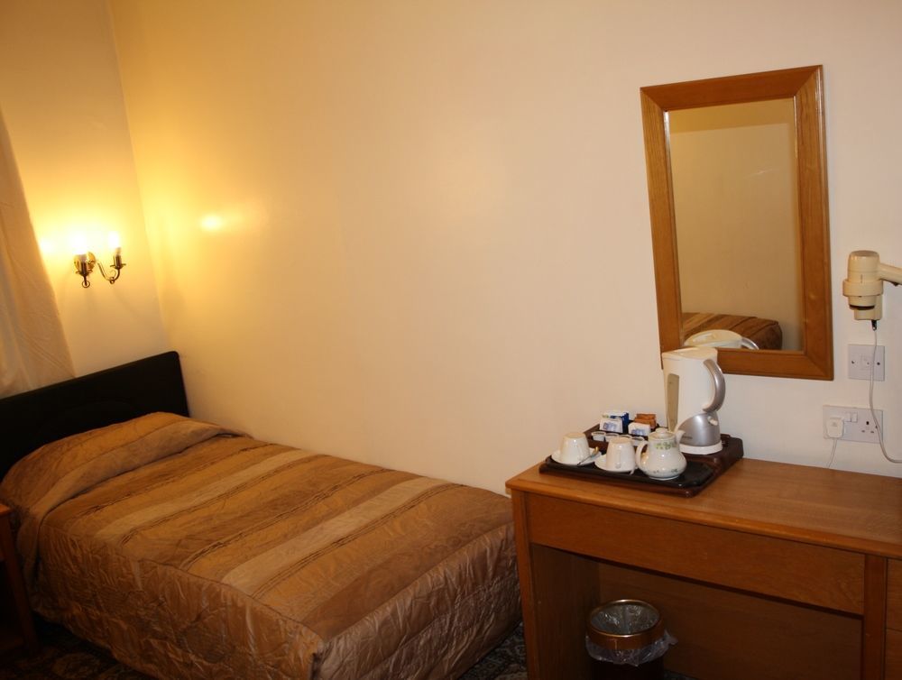Mornington Victoria 4* London