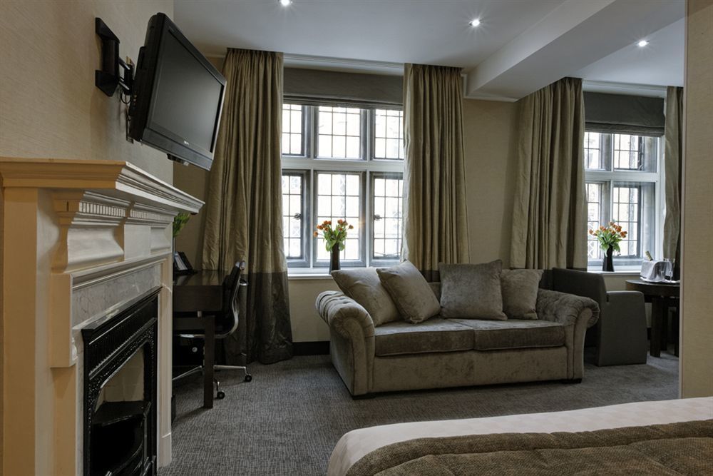 Hotel Wellington By Blue Orchid
