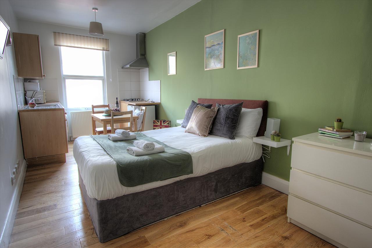 Kilburn Short Appartement *