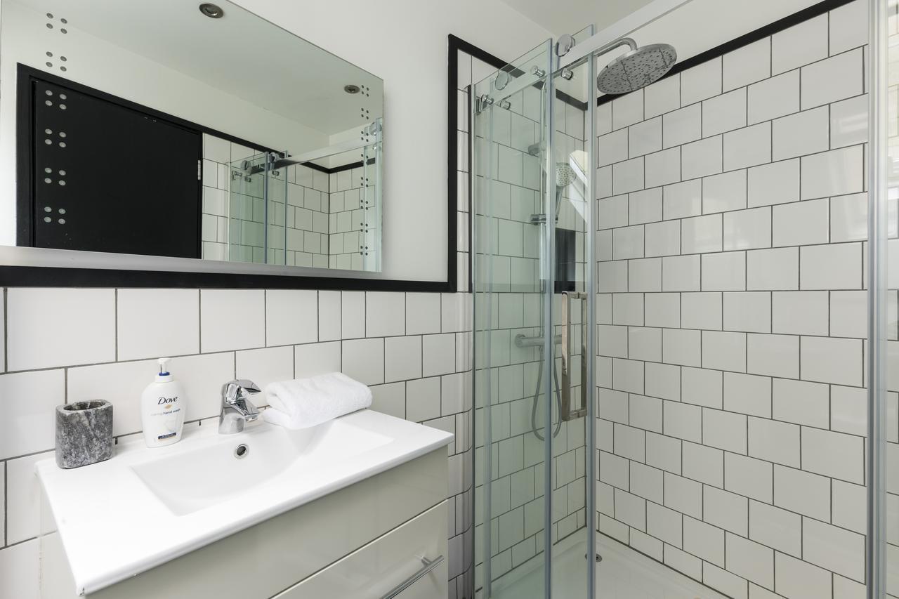 Apartment 6 Portobello Road London